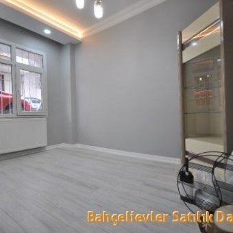 Bahçelievler Cumhuriyet mah. Satılık sıfır 2+1 daire.