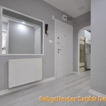 Bahçelievler Cumhuriyet mah. Satılık sıfır 2+1 daire.