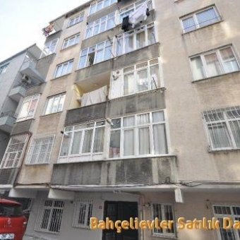 Bahçelievler Cumhuriyet mah. Satılık sıfır 2+1 daire.