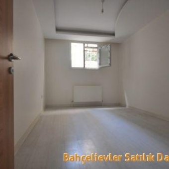 Bahçelievler  Yenibosna satılık sıfır 2+1 daire.