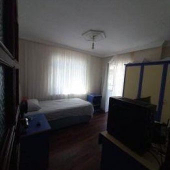Bahçelievler satılık 3+1 kelepir ara kat fırsat daire.