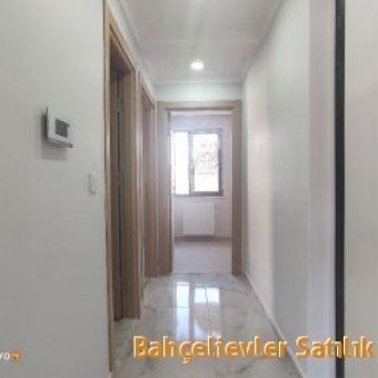 Bahçelievler  feritselimpaşa cad. satılık sıfır 4+1 dubleks daire.