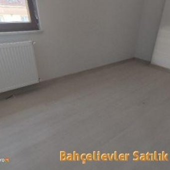 Bahçelievler  feritselimpaşa cad. satılık sıfır 4+1 dubleks daire.