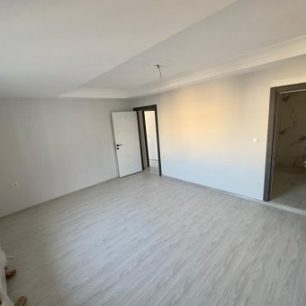 Bahçelievler  Şirinevler Satılık sıfır 5+2 geniş dubleks daire