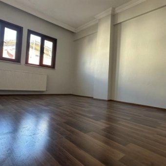 Bahçelievler  Siyavuşpaşa  Kiralık 3+1 dubleks daire. VİZYON