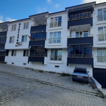 YENİ YAPILAN SAĞLIK MERKEZİNİN YANINDA SATILIK SIFIR DAİRE