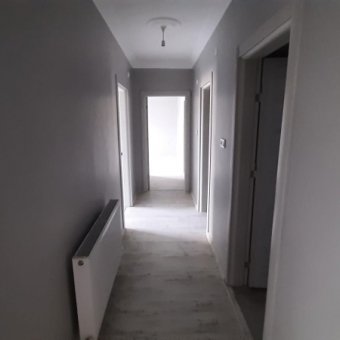 YENİ YAPILAN SAĞLIK MERKEZİNİN YANINDA SATILIK SIFIR DAİRE