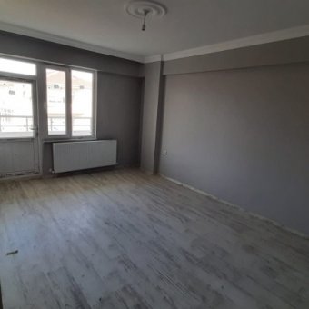 YENİ YAPILAN SAĞLIK MERKEZİNİN YANINDA SATILIK SIFIR DAİRE