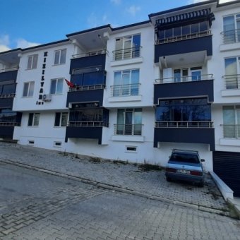 YENİ YAPILAN SAĞLIK MERKEZİNİN YANINDA SATILIK SIFIR DAİRE
