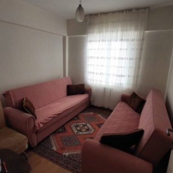ÇARŞI MERKEZE YAKIN ARA KAT SATILIK DAİRE
