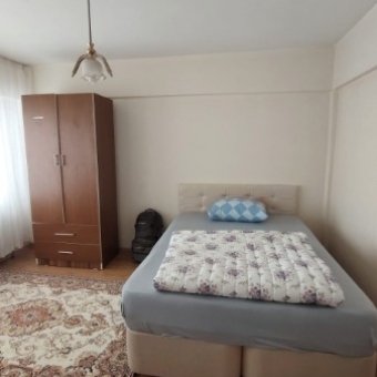 ÇARŞI MERKEZE YAKIN ARA KAT SATILIK DAİRE